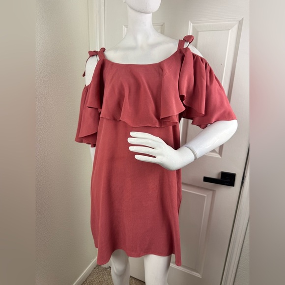 MISA Los Angeles Emil Off Cold Shoulder Coral Mini Dress Size Medium.  #102 - Picture 3 of 13